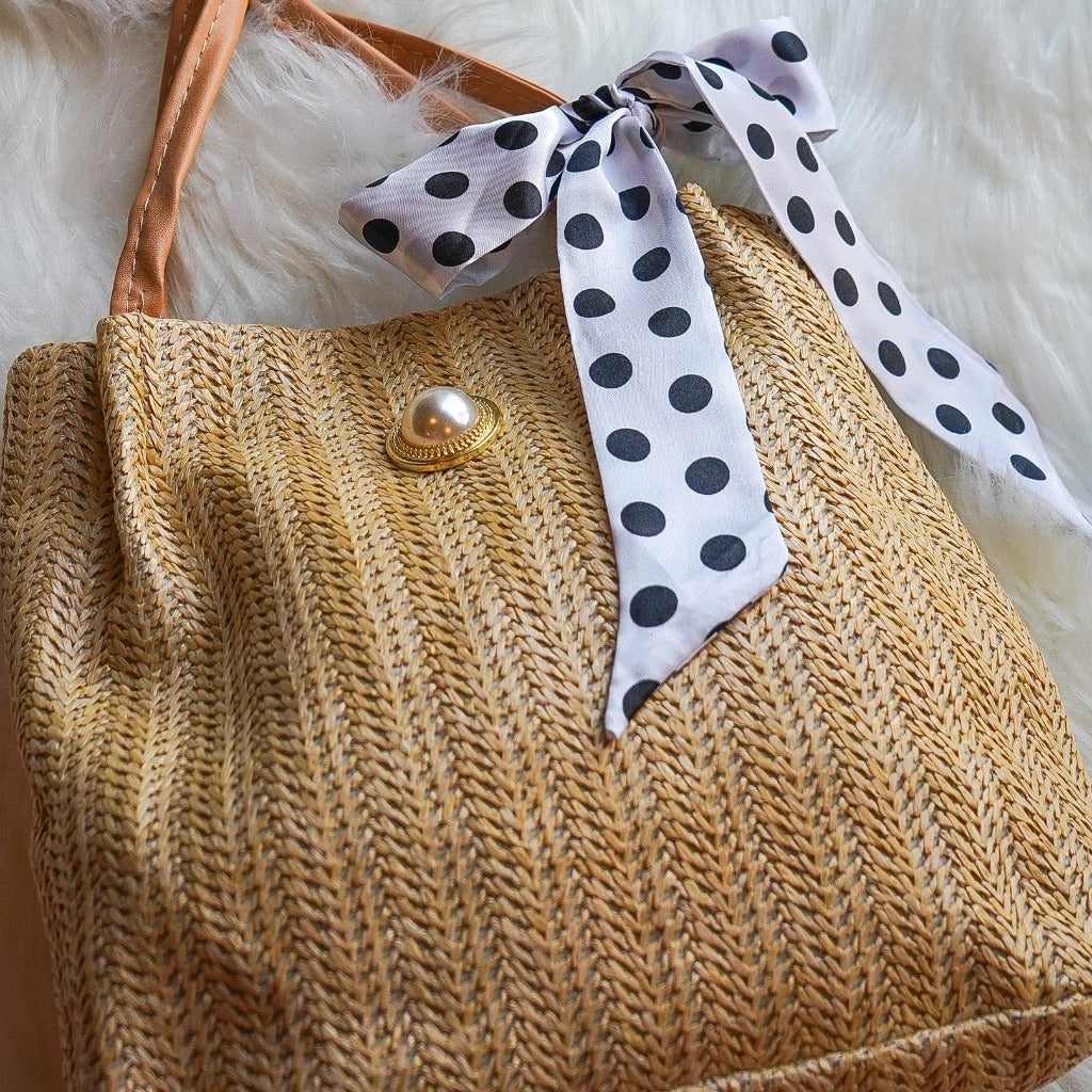 Straw Purse With Bow